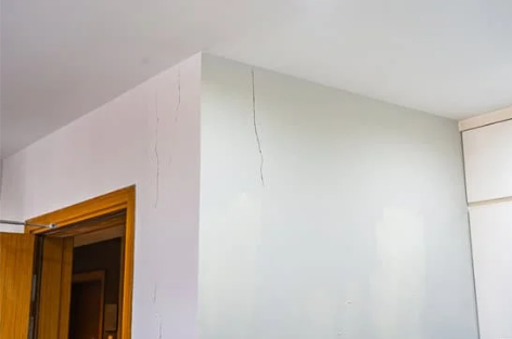 crack wall paint.png